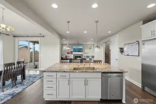 11402 175th St E, Puyallup, WA 98374 - Photo 11