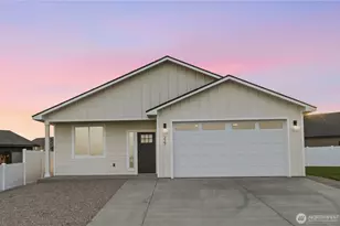 227 Parkside Pl, Ephrata, WA 98823 - Photo 1