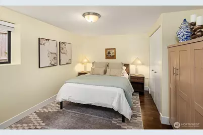 2534 NE 94th Street, Seattle, WA 98115 - Photo 33