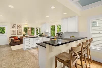 2534 NE 94th Street, Seattle, WA 98115 - Photo 9