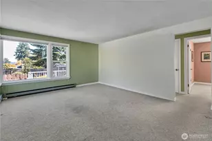 11752 20th Ave NE, Seattle, WA 98125 - Photo 7