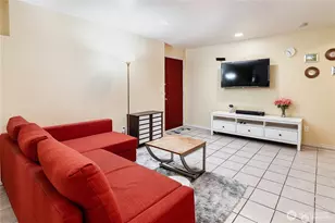 4525 S Henderson St, Seattle, WA 98118 - Photo 3
