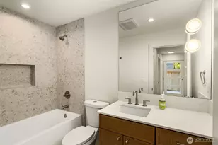 10331B Ashworth Ave N, Seattle, WA 98133 - Photo 13