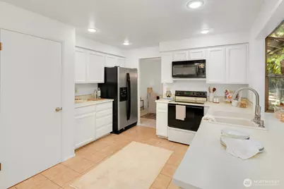 6833 207th Avenue NE, Redmond, WA 98052 - Photo 9