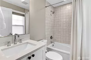 1612 5th Ave N, Seattle, WA 98109 - Photo 19