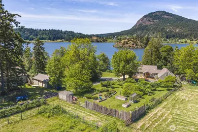 6067 S Campbell Lake Road, Anacortes, WA 98221 - Photo 9