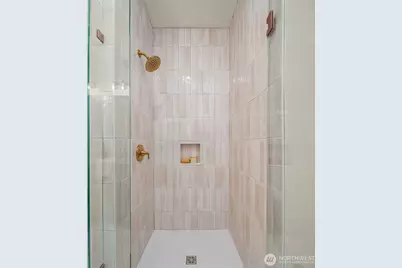 7216 33rd Avenue NW, Seattle, WA 98117 - Photo 17