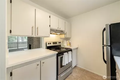 4801 180th Street SW #B206, Lynnwood, WA 98037 - Photo 5