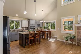 7981 SE Mossy Pond Ct, Olalla, WA 98359 - Photo 11