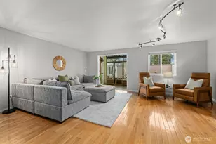 8225 212th St SW, Edmonds, WA 98026 - Photo 11
