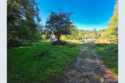 273 Pioneer Creek Lane, Cosmopolis, WA 98537 - Photo 3