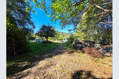 273 Pioneer Creek Lane, Cosmopolis, WA 98537 - Photo 5