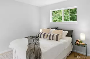 1870 Sakai Village Loop, Bainbridge Island, WA 98110 - Photo 23