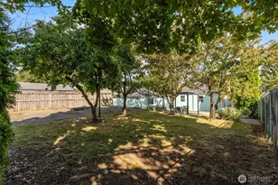 8627 9th Ave SW, Seattle, WA 98106 - Photo 23