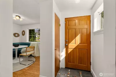 8627 9th Avenue SW, Seattle, WA 98106 - Photo 5
