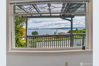 1107 Lake Washington Boulevard S, Seattle, WA 98144 - Photo 13