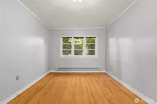 2717 Franklin Ave E, Seattle, WA 98102 - Photo 11