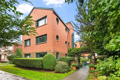 2717 Franklin Avenue E #102, Seattle, WA 98102 - Photo 1