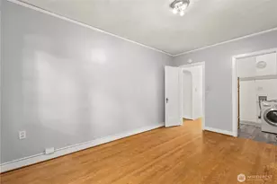 2717 Franklin Ave E, Seattle, WA 98102 - Photo 15