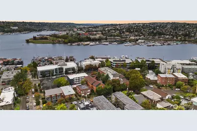2717 Franklin Avenue E #102, Seattle, WA 98102 - Photo 39