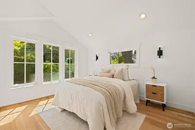 268 Fulton Street, Seattle, WA 98109 - Photo 13