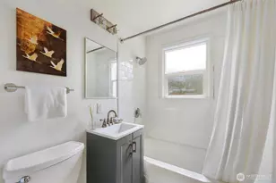 8044 38th Ave NE, Seattle, WA 98115 - Photo 17