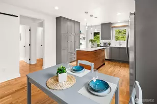 9219 5th Ave NE, Seattle, WA 98115 - Photo 5