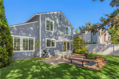24201 38th Place SE, Sammamish, WA 98029 - Photo 25