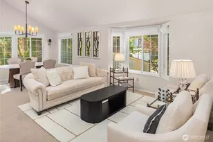 24201 38th Pl SE, Sammamish, WA 98029 - Photo 5