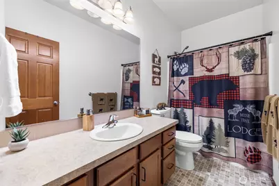 7915 Renic Drive, Sedro Woolley, WA 98284 - Photo 17