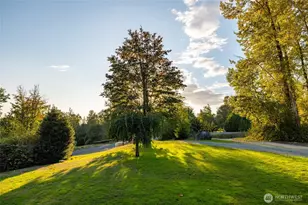 7915 Renic Dr, Sedro Woolley, WA 98284 - Photo 3