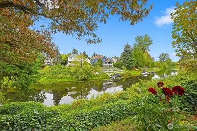 11330 E Riverside Drive #40, Bothell, WA 98043 - Photo 17