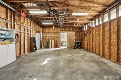 14317 Greenbelt Drive E, Bonney Lake, WA 98391 - Photo 25