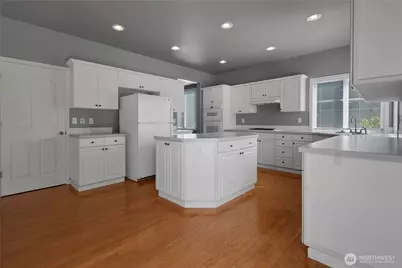 1850 31st Avenue SE, Puyallup, WA 98374 - Photo 17