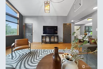 19607 136th Place SE, Renton, WA 98058 - Photo 11