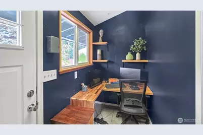 19607 136th Place SE, Renton, WA 98058 - Photo 25
