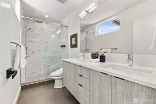 4608 Evanston Ave N, Seattle, WA 98103 - Photo 7