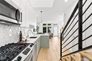 4608 Evanston Ave N, Seattle, WA 98103 - Photo 13