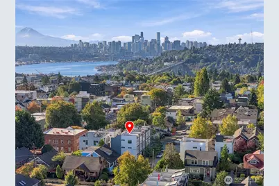 4608 Evanston Avenue N, Seattle, WA 98103 - Photo 9