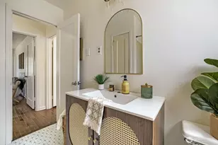 10808 Lake Ridge Dr S, Seattle, WA 98178 - Photo 9