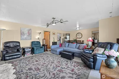 117 J Street, Cosmopolis, WA 98537 - Photo 5
