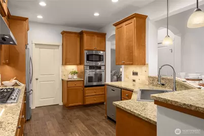 10608 106th Place NE, Kirkland, WA 98033 - Photo 15