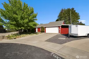 1720 Pirate Ln E, Moses Lake, WA 98837 - Photo 3
