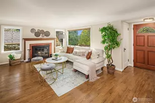 7812 Stone Ave N, Seattle, WA 98103 - Photo 3