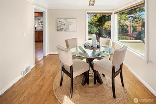 7812 Stone Ave N, Seattle, WA 98103 - Photo 5