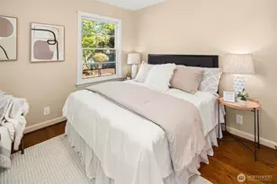 7812 Stone Ave N, Seattle, WA 98103 - Photo 13