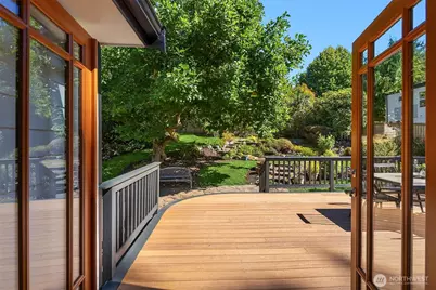11040 Alton Avenue NE, Seattle, WA 98125 - Photo 25