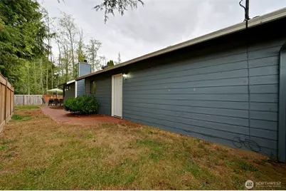 7601 Colony Court NE, Bremerton, WA 98311 - Photo 23
