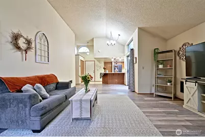 7601 Colony Court NE, Bremerton, WA 98311 - Photo 9