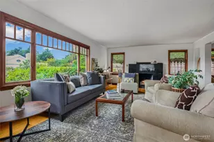 916 Harvard Ave E, Seattle, WA 98102 - Photo 5